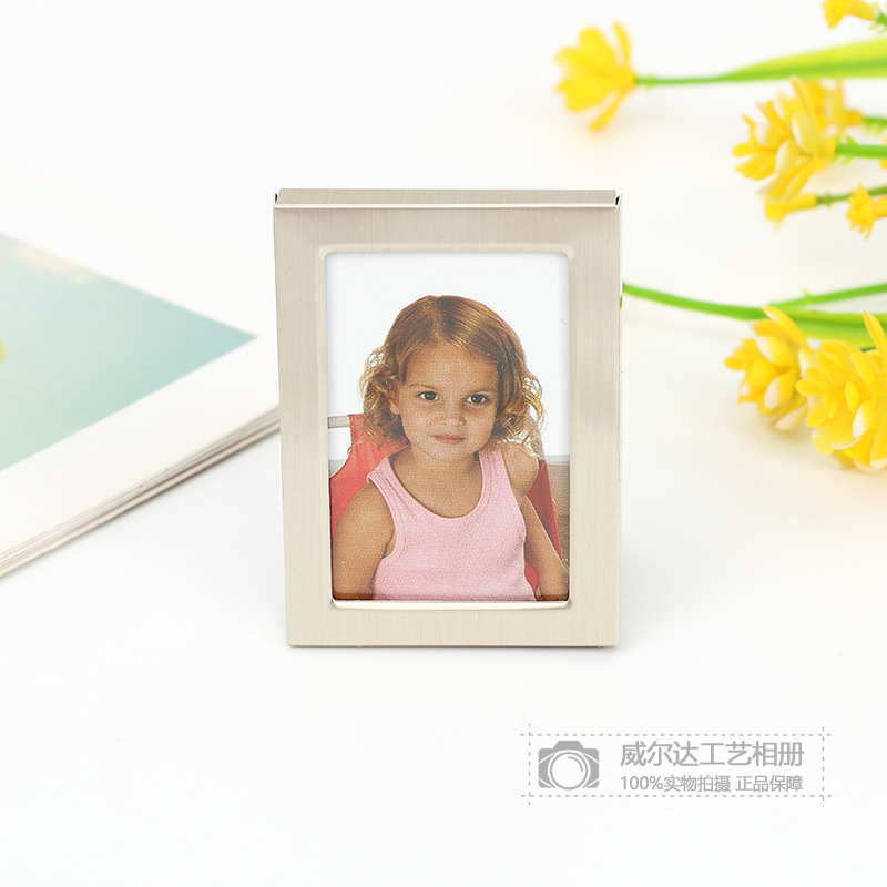 Modern Metal Photo Frame Home Decorations and Accessories Mini European Aluminum Alloy Frame Wholesale Custom Manufacturer