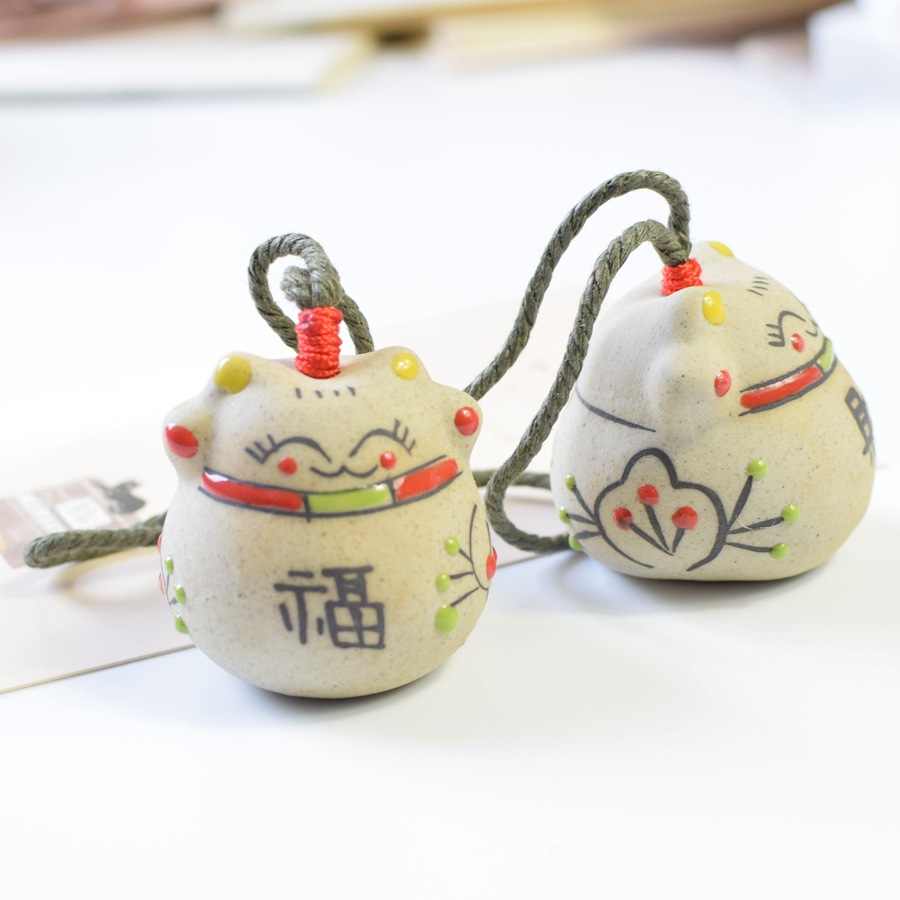 Japanese Creative Ceramic Lucky Cat Bell and Wind Chimes Pendant Furniture Decorative Porcelain craft Japanese Creative Ceramic Lucky Cat Bell and Wind Chimes Pendant Furniture Decorative Porcelain craft