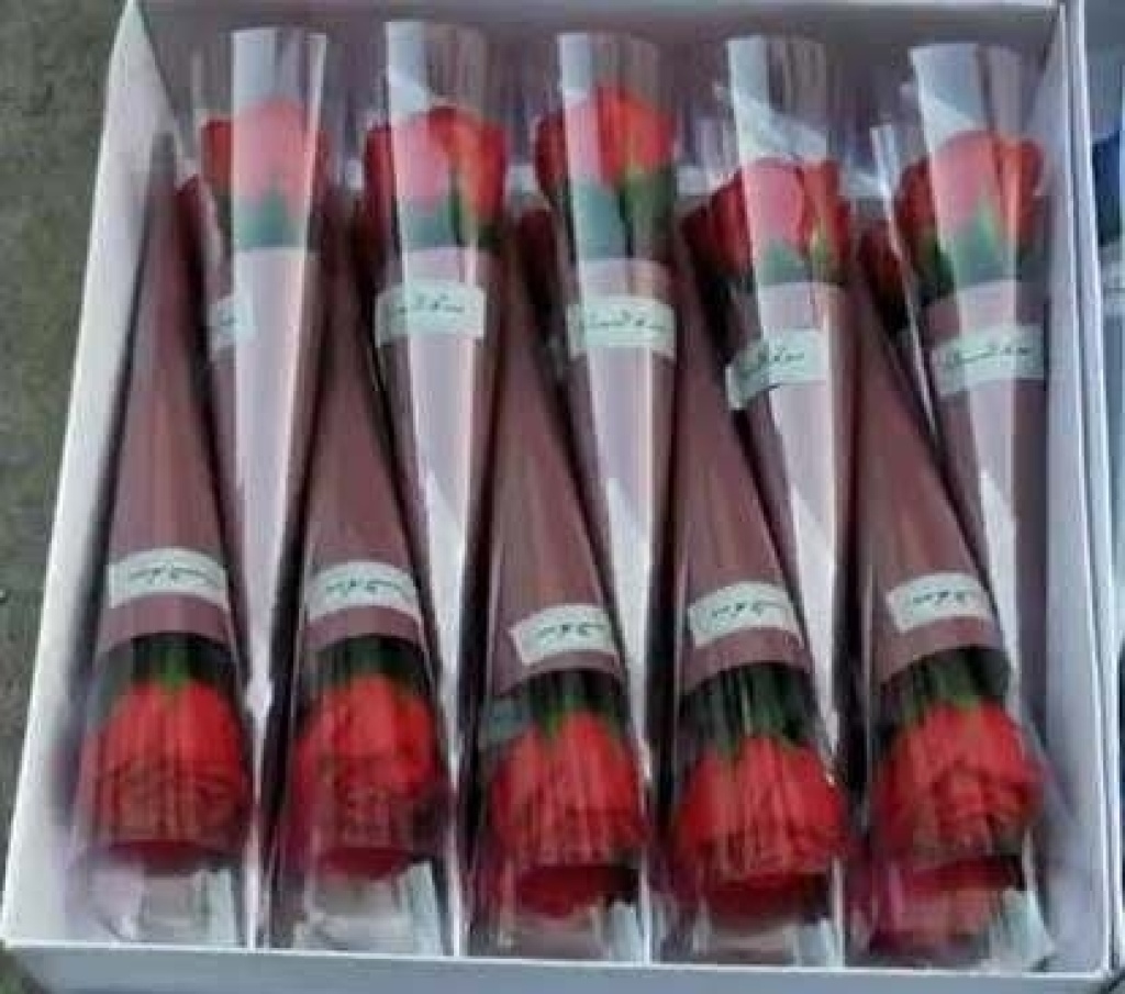 Mother's Day Gift Wedding Gifts Teacher's Day Valentine's Day Single Stem Rose Soap Flower Artificial Flower