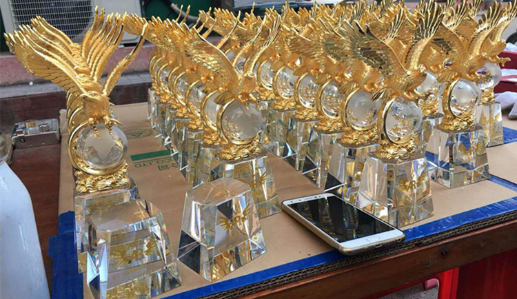 Crystal trophy decoration wholesale custom Crystal crafts creative pentacle trophy medal Crystal decoration wholesale custom Crystal trophy decoration wholesale custom Crystal crafts creative pentacle trophy medal Crystal decoration wholesale custom