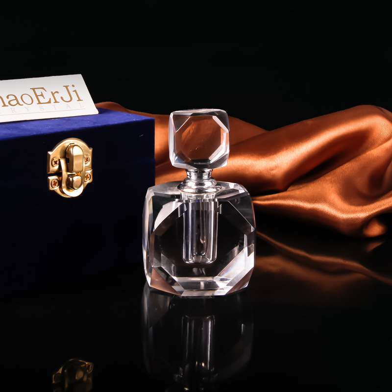 Manufacturer direct shot new k9 crystal crafts the cut corner perfume bottle decoration glass bottles empty bottles can be customized size