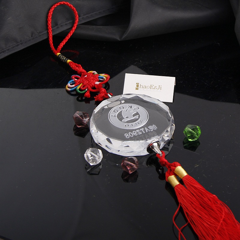 Manufacturers direct crystal crafts inside the carving hanging ornaments custom fashion rear view mirror pendant can be creative custom logo
