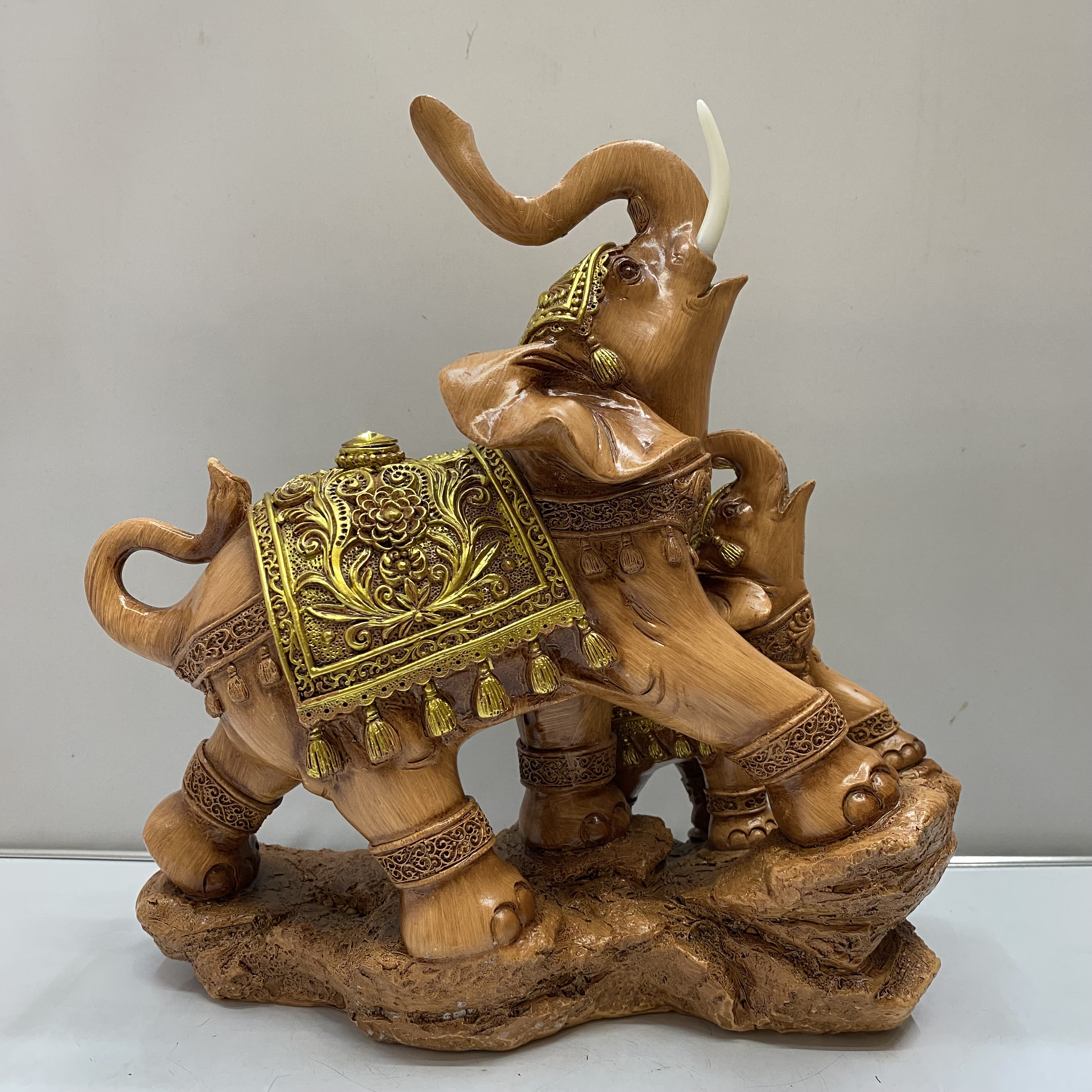Resin Crafts Southeast Asian Style Mother and Child Elephant Decoration Living Room TV Cabinet Wine Cabinet Decorative Craft Gift