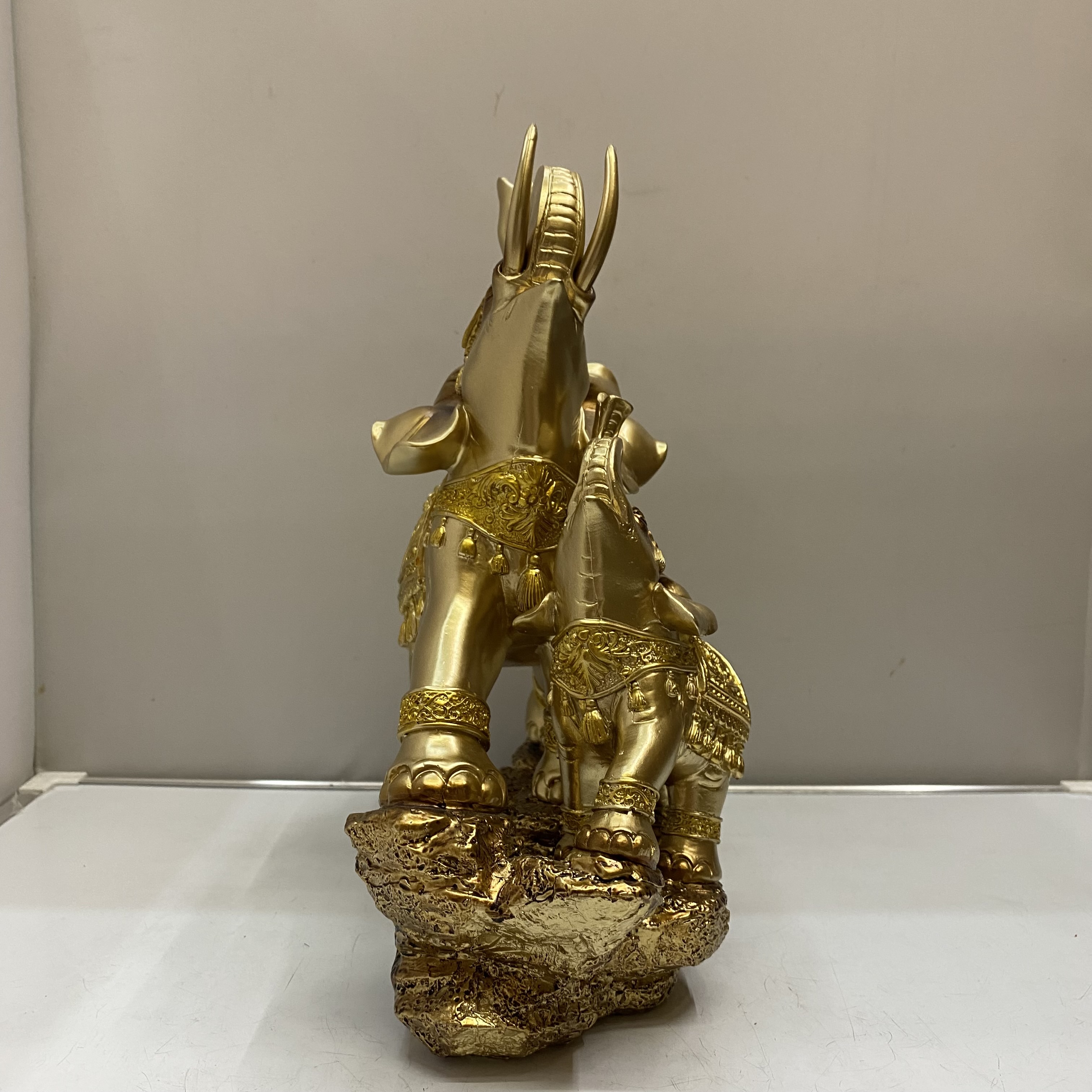 Resin Crafts Southeast Asian Style Mother and Child Elephant Decoration Living Room TV Cabinet Wine Cabinet Decorative Craft Gift