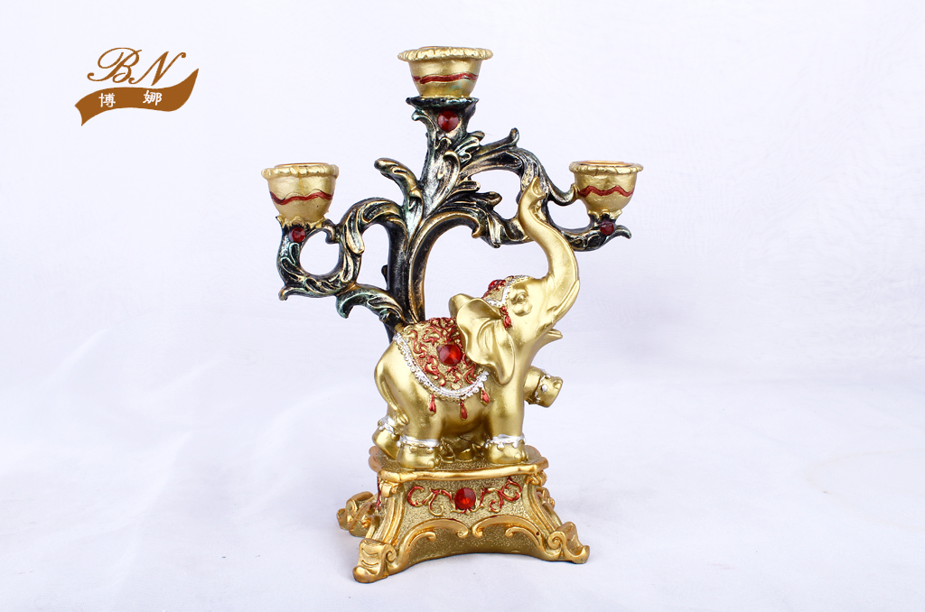 Resin Crafts European Gold Elephant-Type Candlestick Decoration Living Room TV Cabinet Wine Cabinet Creative Home Decorations Resin Crafts European Gold Elephant-Type Candlestick Decoration Living Room TV Cabinet Wine Cabinet Creative Home Decorations