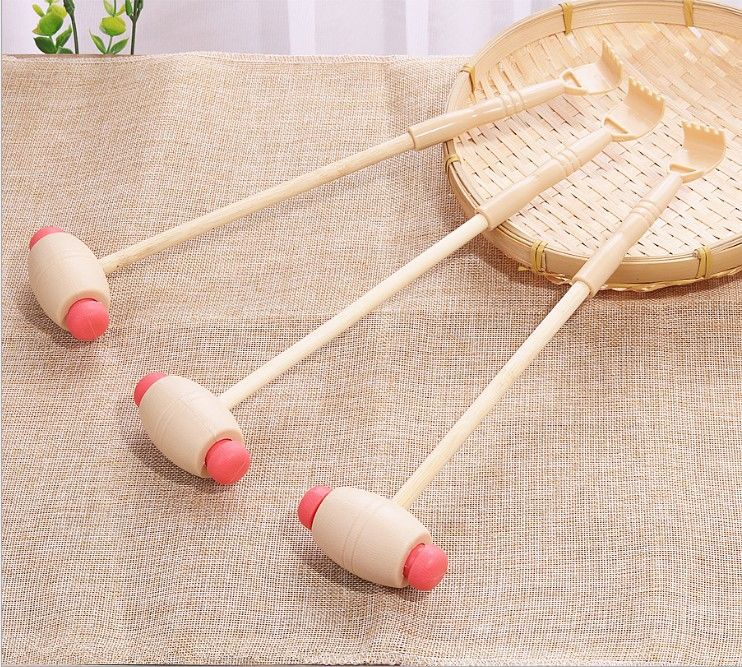 Back Tapping Massage Hammer Wooden Handle Does Not Require People to Scratch and Scratch Back Hand Scratching Device Beating Cervical Spine Waist Massager Itching and Scratching