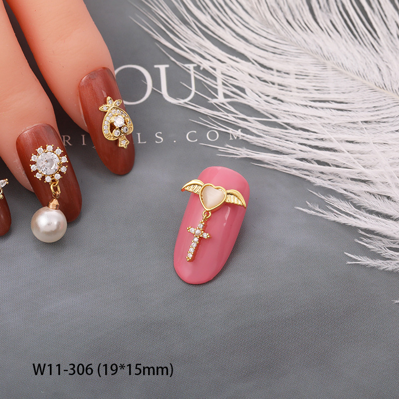 Xiaohongshu Same Style Rhinestone Pearl Nail Chain Jewelry Internet Celebrity Dignified Pendant DIY Nail Diamond Sticker in Stock
