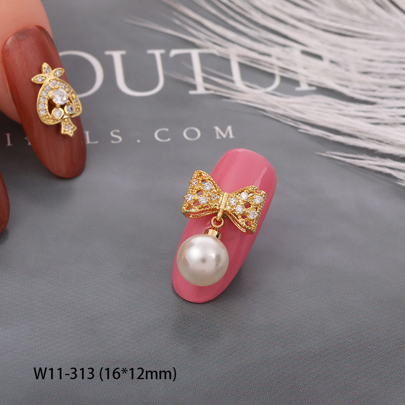 Xiaohongshu Same Style Rhinestone Pearl Nail Chain Jewelry Internet Celebrity Dignified Pendant DIY Nail Diamond Sticker in Stock