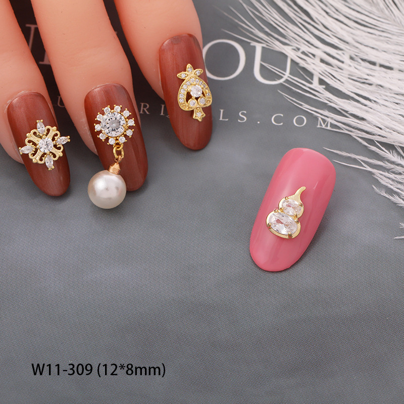 Xiaohongshu Same Style Rhinestone Pearl Nail Chain Jewelry Internet Celebrity Dignified Pendant DIY Nail Diamond Sticker in Stock
