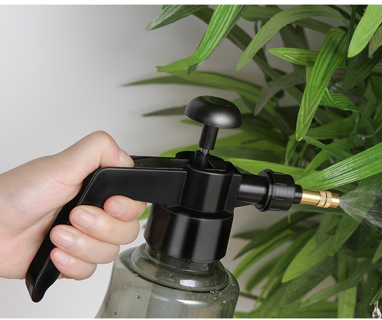 Household Pneumatic Watering Spray Bottle Succulent Plant Watering Can Gardening Small Watering Pot Sprayer Sprinkling Can