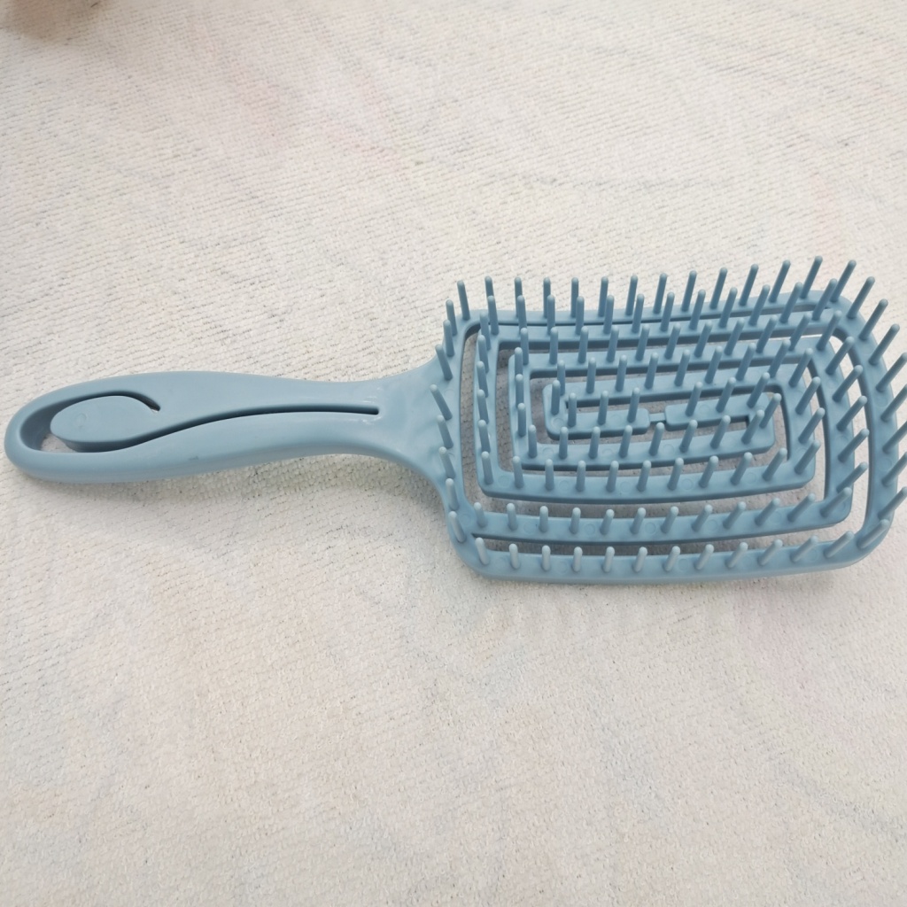 Mosquito-Repellent Incense Comb Ms. Long Hair Special Arc Large One Comb Bottom Air Cushion Airbag Massage Scalp Anti-Hair Loss Comb