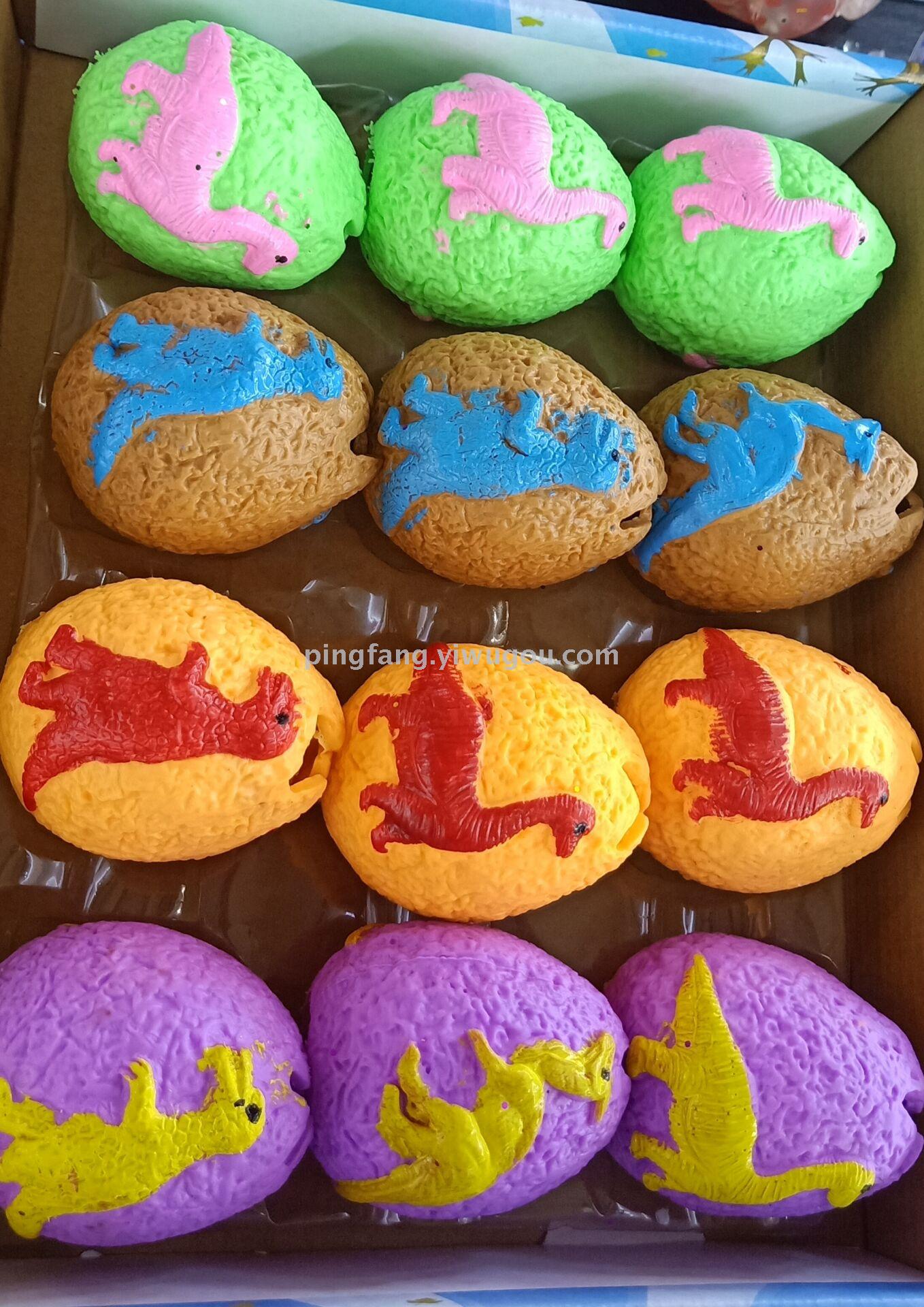 Painted gold powder spray-painted pressed dinosaur eggs
