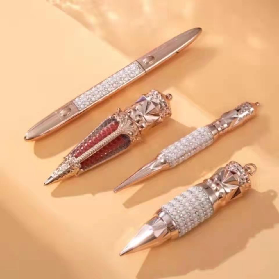Queen Truncheon Pearlescent Treasure Luxury Gold High-Definition Makeup Gift Box Lipstick Lip Glaze Air Cushion Mascara Eyeliner