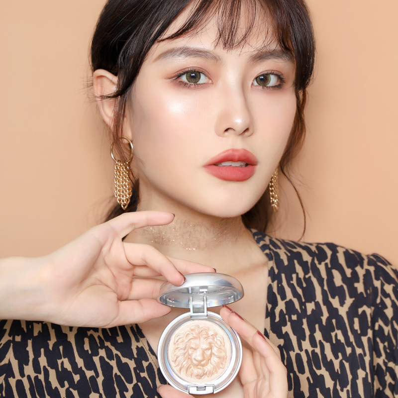 Original Painter Lion Highlight Powder Glitter Brightening Natural Three-Dimensional Nose Shadow Side Shadow Relief Ginger Highlight Contour Compact