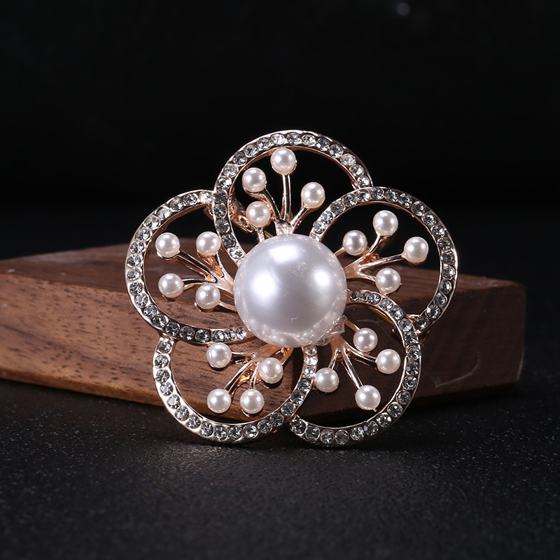 Korean version of decorative dual - use t-shirts button ring garment corner knotting creative \"women 's thanks hem high - grade simple brooch