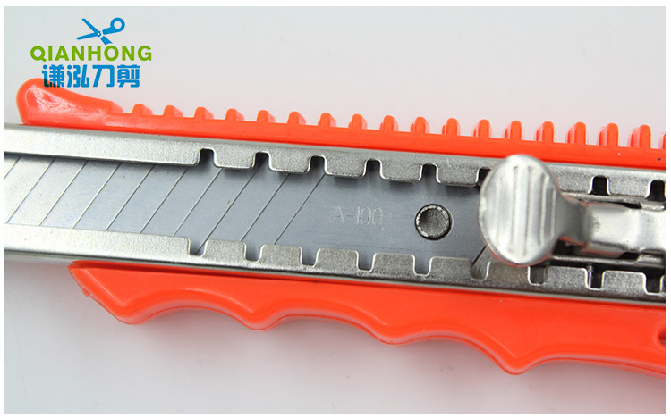 Multi-Functional Utility Knife Large Stainless Steel Metal Cutting Utility Knife Tooth Grinding Design with Lock Wholesale Direct Sales