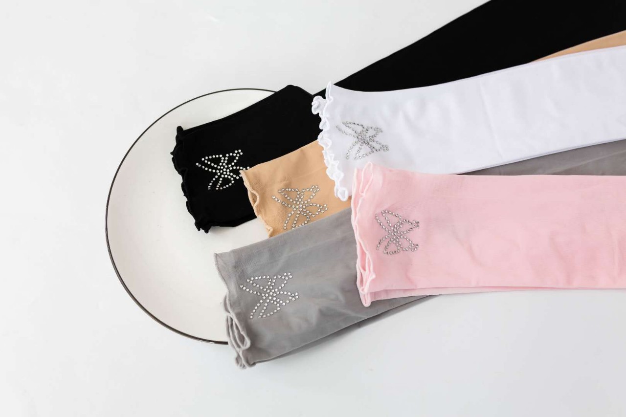 Free Shipping Summer Ice Sleeve Diamond Studded by Hand Elastic Mesh Ice Silk Driving Running Outing Style Sun-Proof and Breathable Sleeve