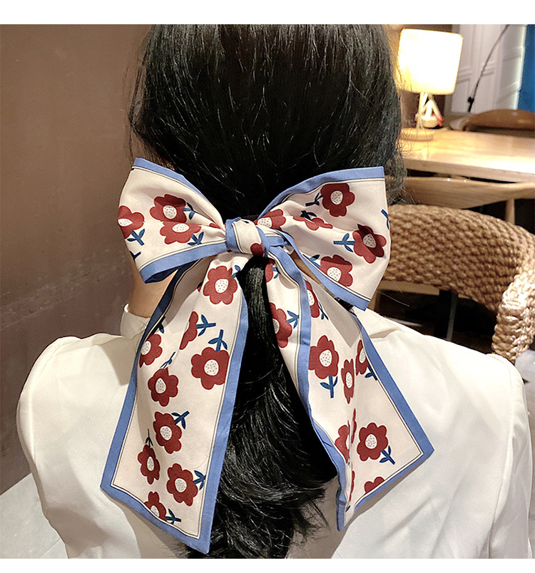 Retro French Women's Silk Scarf Hair Band Ponytail Hair String Small Long Decorative Scarf Ins Tie Tie-up Hair Ribbon Arm Bag Retro French Women's Silk Scarf Hair Band Ponytail Hair String Small Long Decorative Scarf Ins Tie Tie-up Hair Ribbon Arm Bag