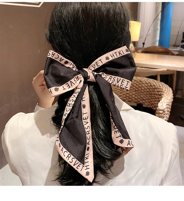 Retro French Women's Silk Scarf Hair Band Ponytail Hair String Small Long Decorative Scarf Ins Tie Tie-up Hair Ribbon Arm Bag Retro French Women's Silk Scarf Hair Band Ponytail Hair String Small Long Decorative Scarf Ins Tie Tie-up Hair Ribbon Arm Bag