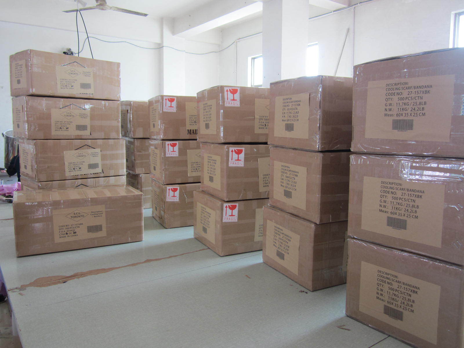 Summer Supply Cold Feeling Iced Towel Outdoor Running Sports Cooling Ice-Cold Towel Towel Water-Filled Expansion Iced Towel Spot Goods Summer Supply Cold Feeling Iced Towel Outdoor Running Sports Cooling Ice-Cold Towel Towel Water-Filled Expansion Iced Towel Spot Goods