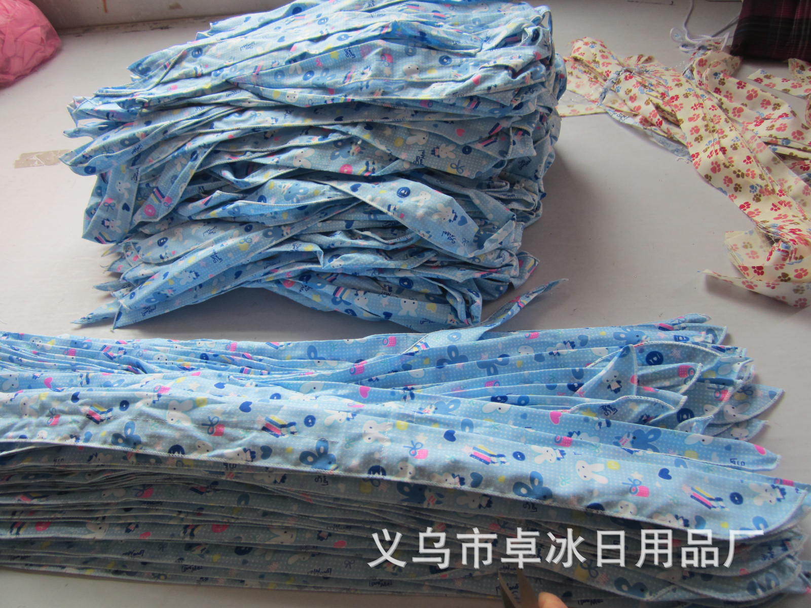 Summer Supply Cold Feeling Iced Towel Outdoor Running Sports Cooling Ice-Cold Towel Towel Water-Filled Expansion Iced Towel Spot Goods Summer Supply Cold Feeling Iced Towel Outdoor Running Sports Cooling Ice-Cold Towel Towel Water-Filled Expansion Iced Towel Spot Goods