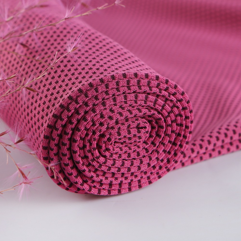 Polyester Brocade moisture absorption moisture Cold feeling Fabric sports cold feeling towel face mask pillow Jersey a variety of colors spot supply Polyester Brocade moisture absorption moisture Cold feeling Fabric sports cold feeling towel face mask pillow Jersey a variety of colors spot supply