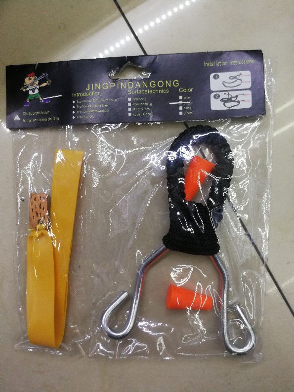 Outdoor Sports Iron Slingshot Playing Pheasant Toys Slingshot Small Recurve Smooth Slingshot Thick Leather Recurve Slingshot Explosion Models