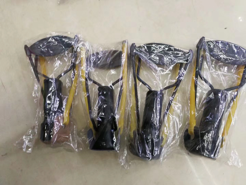 Outdoor Sports Iron Slingshot Playing Pheasant Toys Slingshot Small Recurve Smooth Slingshot Thick Leather Recurve Slingshot Explosion Models Outdoor Sports Iron Slingshot Playing Pheasant Toys Slingshot Small Recurve Smooth Slingshot Thick Leather Recurve Slingshot Explosion Models