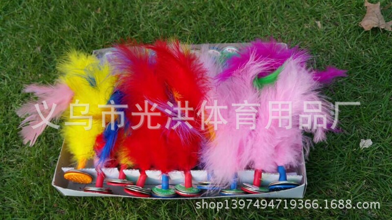 Factory Direct Sales Kick Shuttlecock Children's Traditional Entertainment Competition Small Sporting Goods Turkey Feather Shuttlecock Kick Shuttlecock Factory Direct Sales Kick Shuttlecock Children's Traditional Entertainment Competition Small Sporting Goods Turkey Feather Shuttlecock Kick Shuttlecock