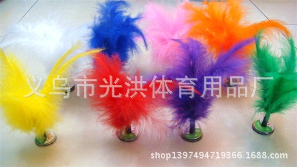 Factory Direct Sales Kick Shuttlecock Children's Traditional Entertainment Competition Small Sporting Goods Turkey Feather Shuttlecock Kick Shuttlecock Factory Direct Sales Kick Shuttlecock Children's Traditional Entertainment Competition Small Sporting Goods Turkey Feather Shuttlecock Kick Shuttlecock
