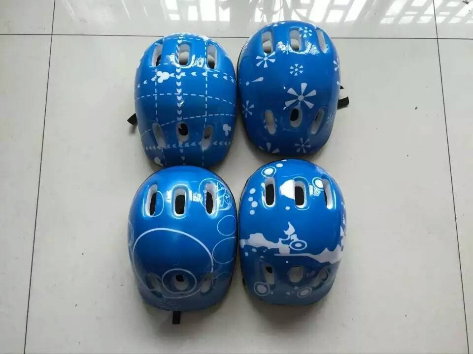 Factory Direct Sales Children's Roller Skating Helmet Foam Helmet the Skating Shoes Helmet Roller Skates Helmet Wholesale and Retail Factory Direct Sales Children's Roller Skating Helmet Foam Helmet the Skating Shoes Helmet Roller Skates Helmet Wholesale and Retail
