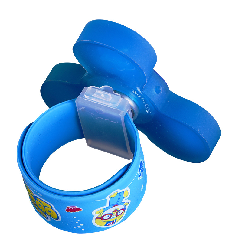 South Chesapeake PORORO bohle mosquito repellent and mosquito repellent rotating aromatic buckle, 19 years new hand ring with luminous leakage proof liquid
