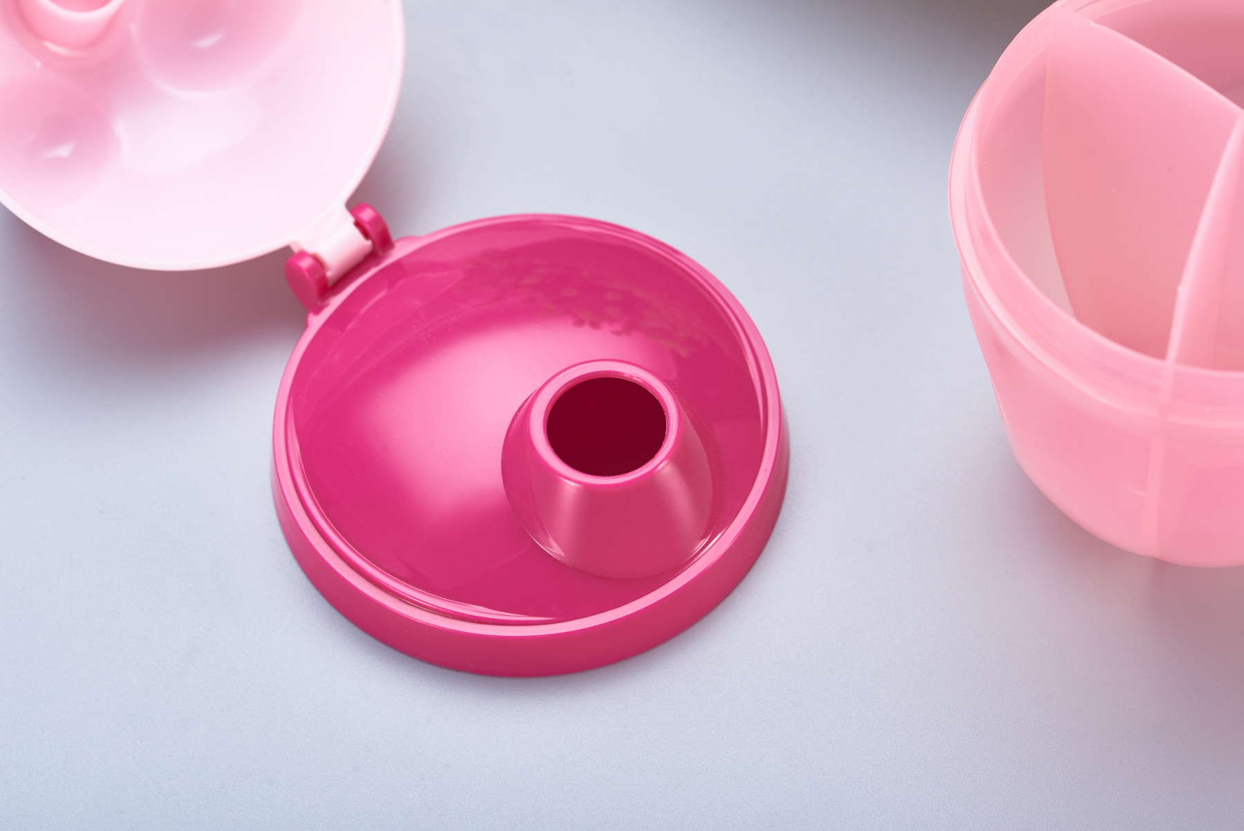 Maternal and Child Supplies Three-Layer Portable Milk Container Three-Grid Rotating Milk Powder Box Newborn Milk Powder Storage Box