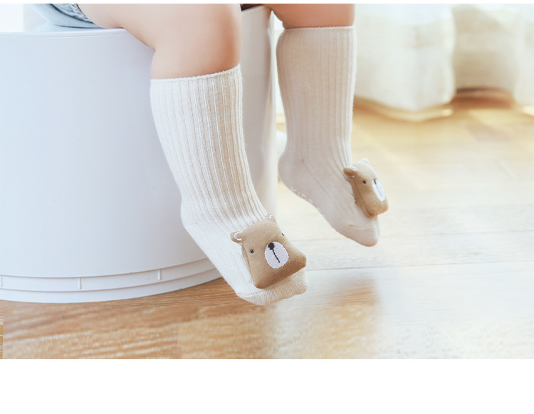Children's Socks Autumn New Korean Embroidery Doll Baby's Socks Non-Slip Dispensing Room Socks Infant Toddler Socks