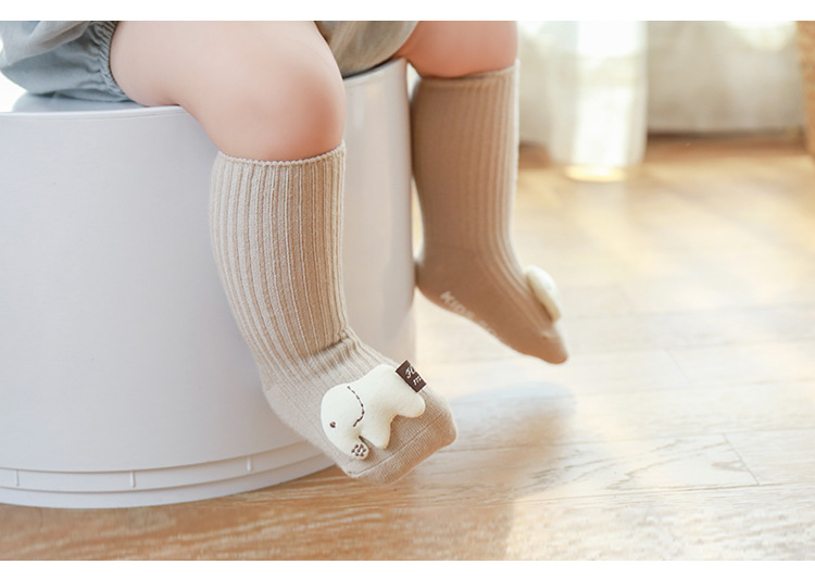 Children's Socks Autumn New Korean Embroidery Doll Baby's Socks Non-Slip Dispensing Room Socks Infant Toddler Socks