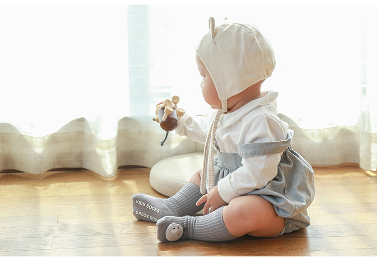 Children's Socks Autumn New Korean Embroidery Doll Baby's Socks Non-Slip Dispensing Room Socks Infant Toddler Socks