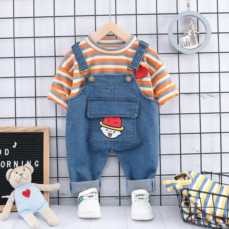 Autumn and Winter New Male Baby Clothes Love Romper Suspender Pants Two-Piece Cute Children's Clothing Baby Denim Suit Autumn and Winter New Male Baby Clothes Love Romper Suspender Pants Two-Piece Cute Children's Clothing Baby Denim Suit