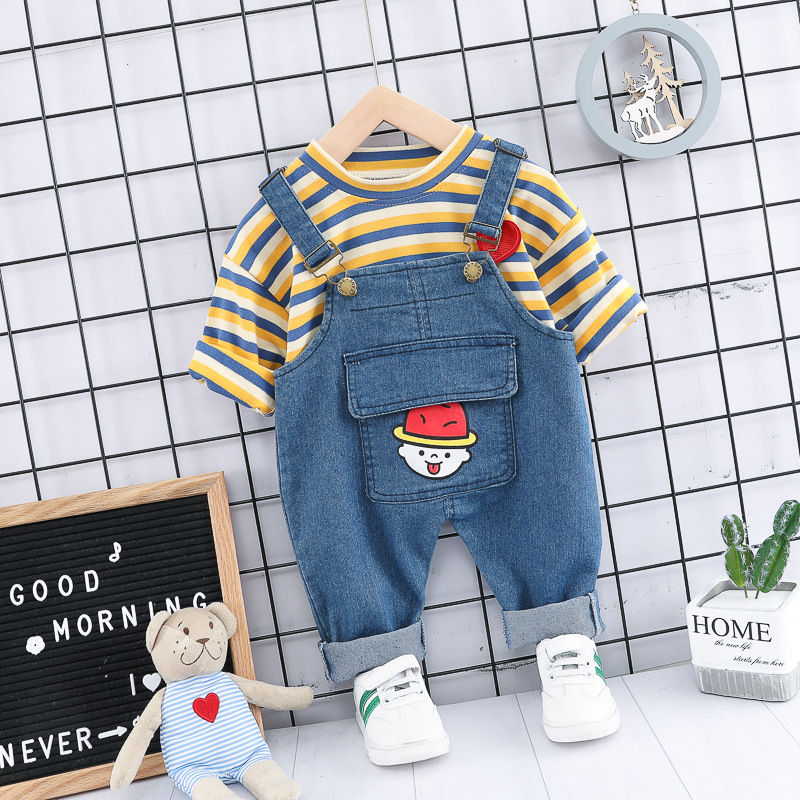 Autumn and Winter New Male Baby Clothes Love Romper Suspender Pants Two-Piece Cute Children's Clothing Baby Denim Suit Autumn and Winter New Male Baby Clothes Love Romper Suspender Pants Two-Piece Cute Children's Clothing Baby Denim Suit