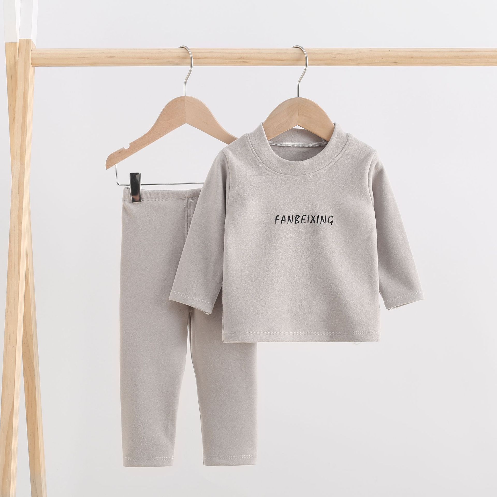 2021 New De Velvet Suit Boys and Girls Autumn and Winter Homewear Warmer Single-Layer Fleece-Lined Autumn Clothes Long Pants Baby Clothes