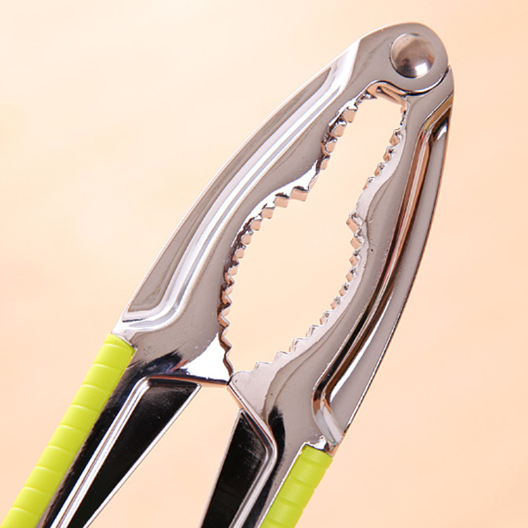 Walnut Cracker Walnut Holder Multi-Functional Nut Clip Peeling Siberian Hazelnut Pine Nuts Walnut Pliers Wholesale Green Handle