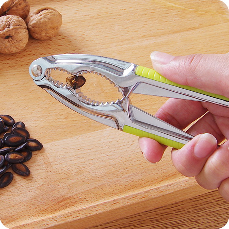 Walnut Cracker Walnut Holder Multi-Functional Nut Clip Peeling Siberian Hazelnut Pine Nuts Walnut Pliers Wholesale Green Handle