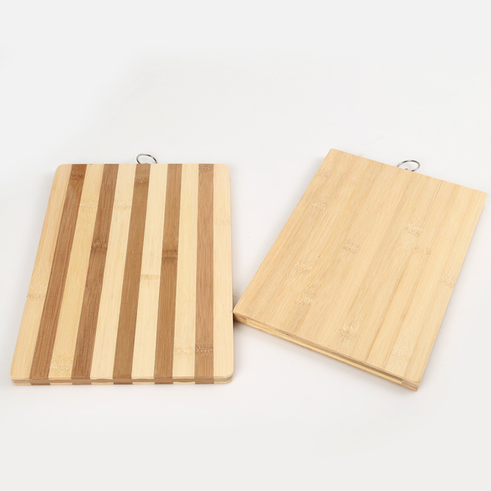 This sweater kitchen supplies high quality imported rubber wood cutting board safety and environmental protection board, factory direct sale