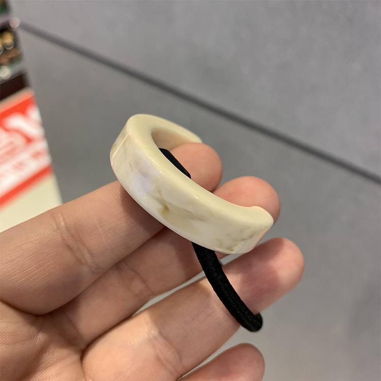 Korean Imported French Style Semicircle Elegant Ponytail Resin Hair Band Ins Cold Style Simple Temperament Head Rope Rubber Band