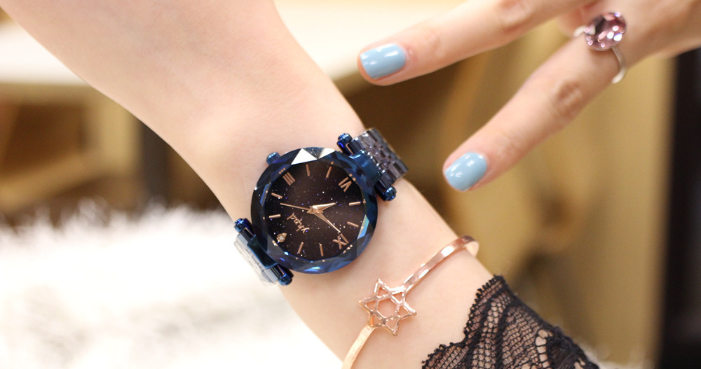 Retro Korean Type High-Profile Figure 2019 Counter Genuine Starry Sky Dial Rome Imported Movement Quartz Waterproof Bracelet Watch