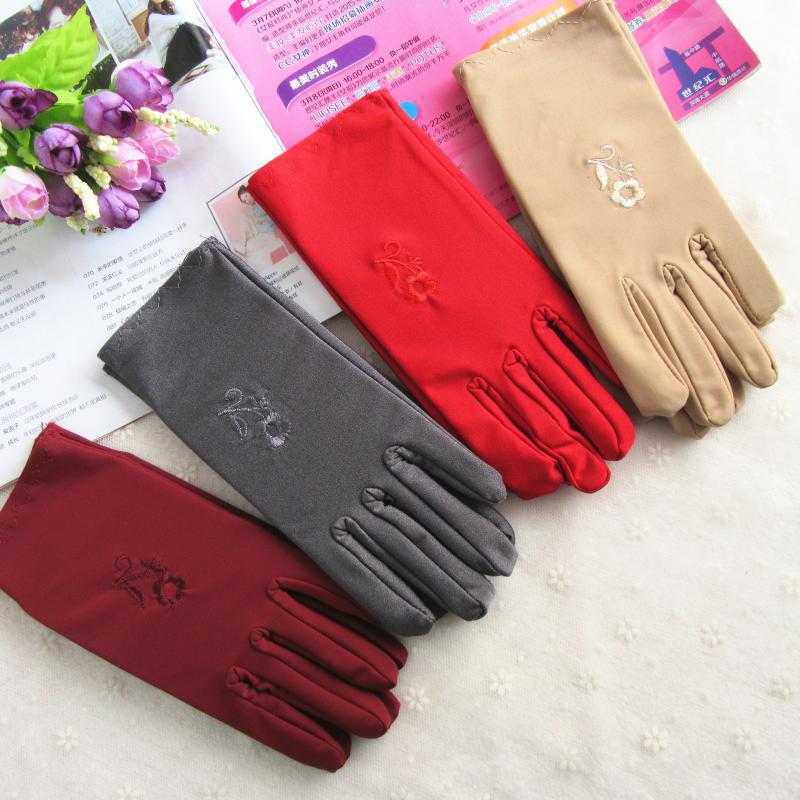 Spring 2021 Women&#039;s Sunscreen Gloves Imported Spandex Whole Material Etiquette Embroidery Short High Elastic Thin Wholesale