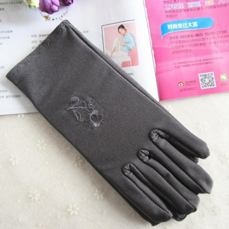 Spring 2021 Women's Sunscreen Gloves Imported Spandex Whole Material Etiquette Embroidery Short High Elastic Thin Wholesale