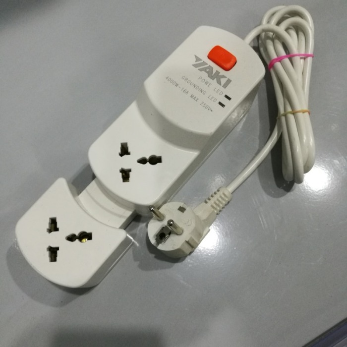 Factory Price Wholesale British Standard Plug with Switch Socket Safety Power Strip Extension Cable Patch Board Patch Board Factory Price Wholesale British Standard Plug with Switch Socket Safety Power Strip Extension Cable Patch Board Patch Board