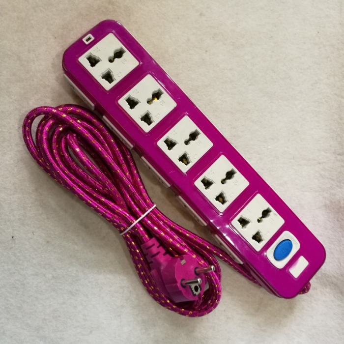 Factory Price Wholesale British Standard Plug with Switch Socket Safety Power Strip Extension Cable Patch Board Patch Board Factory Price Wholesale British Standard Plug with Switch Socket Safety Power Strip Extension Cable Patch Board Patch Board