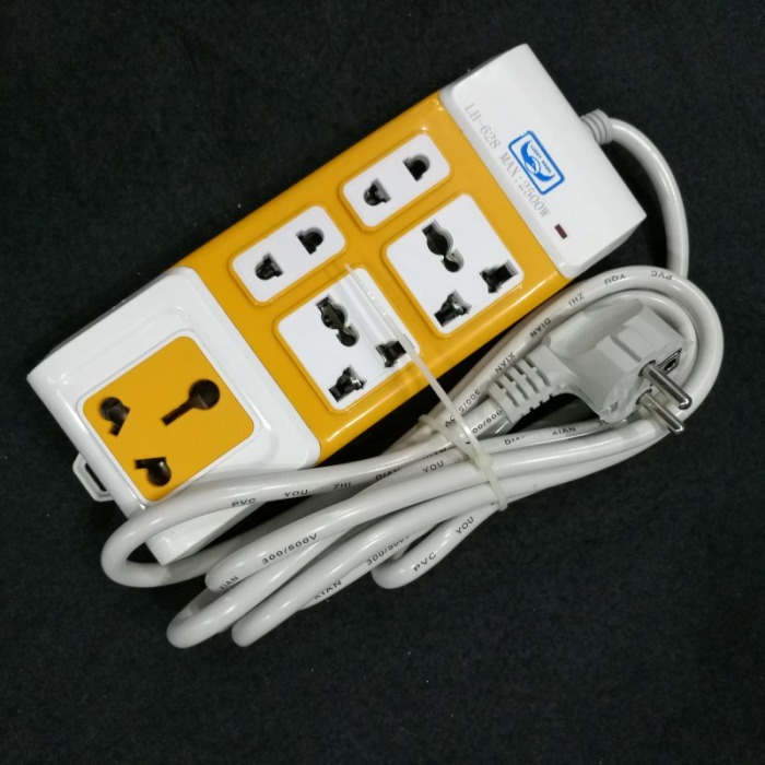 Supply Foreign Trade British Standard Four-Position Four-Open Socket Safety Power Strip Extension Cable Patch Board Patch Board Supply Foreign Trade British Standard Four-Position Four-Open Socket Safety Power Strip Extension Cable Patch Board Patch Board
