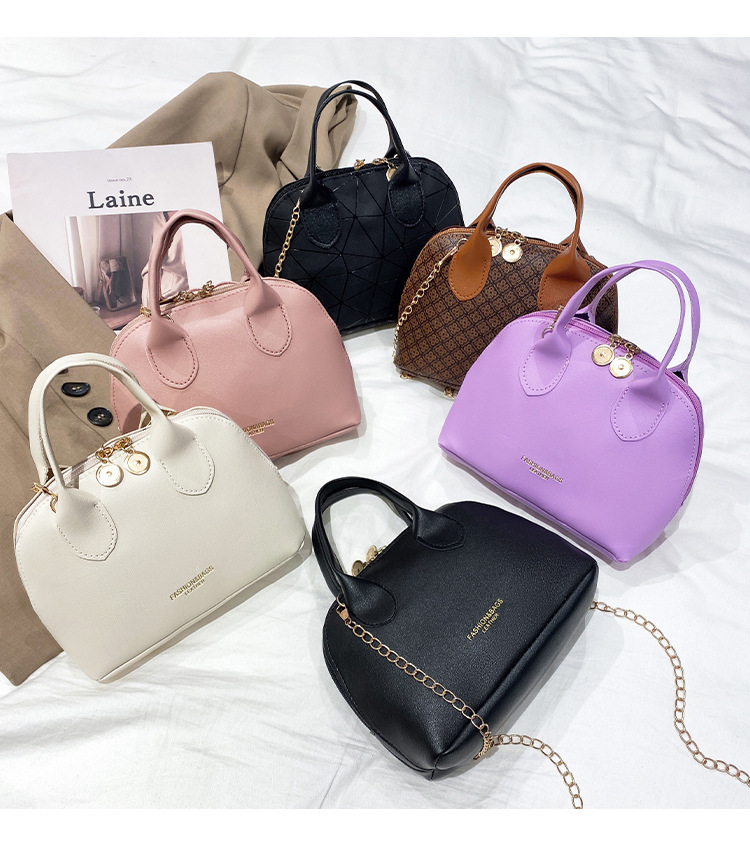Women's Bag New Diamond Plaid Pattern Cloth Bronzing Portable Chain Shell Bag Leisure Mini Mobile Phone Bag Messenger Bag Women's Bag New Diamond Plaid Pattern Cloth Bronzing Portable Chain Shell Bag Leisure Mini Mobile Phone Bag Messenger Bag